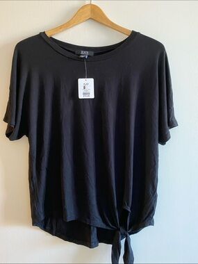 🎀3 for $19✨ SWS Black Short Sleeve Tie-Front Tee